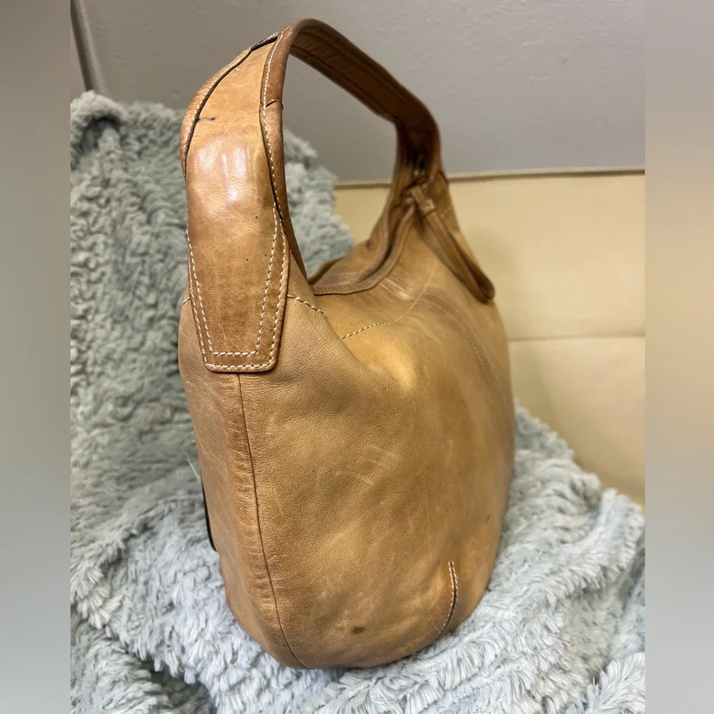 Coach Tan Leather Hobo Shoulder Bag with Gold Turnlock